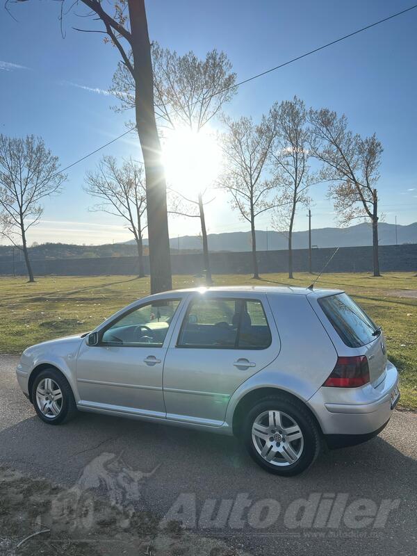 Volkswagen - Golf 4 - 1.9