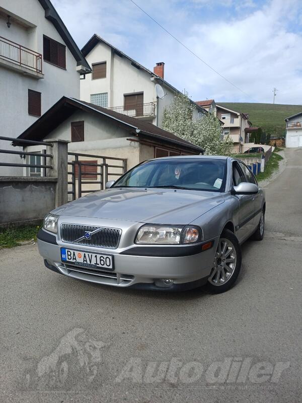 Volvo - S80 - D5