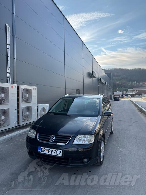 Volkswagen - Touran - 2.0TDI