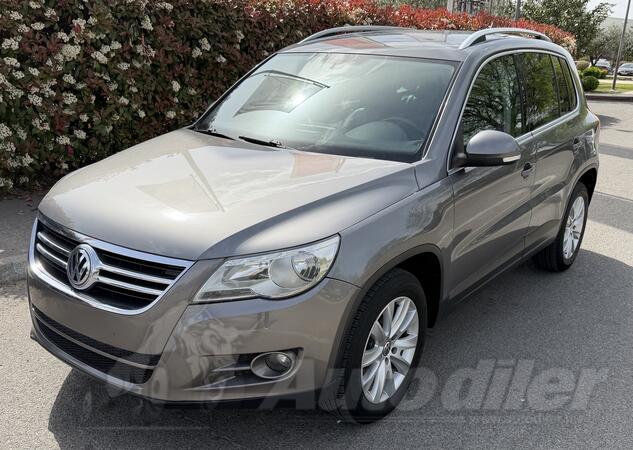 Volkswagen - Tiguan - 2.0 TDI Automatik