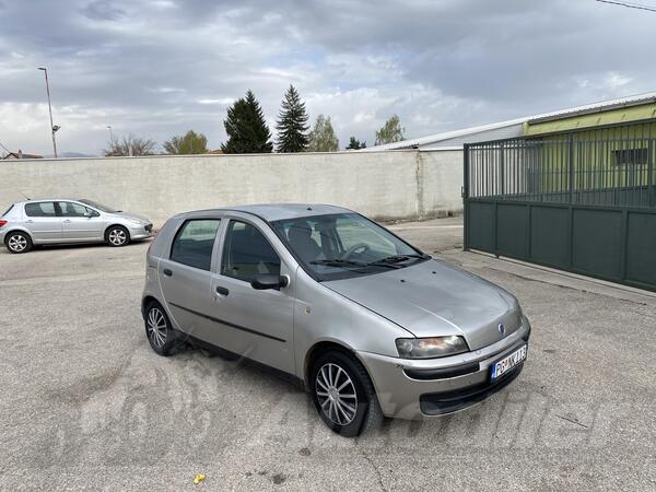 Fiat - Punto - 1.2 benzin