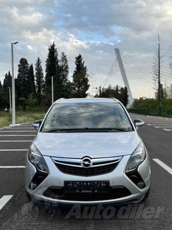 Opel - Zafira - Tourer