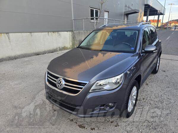 Volkswagen - Tiguan - 2.0 TDI DSG