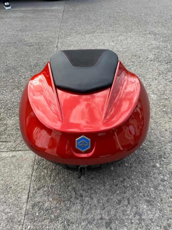 Piaggio - BEVERLY 300 310 400