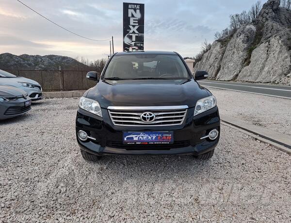 Toyota - RAV 4 - 4X4