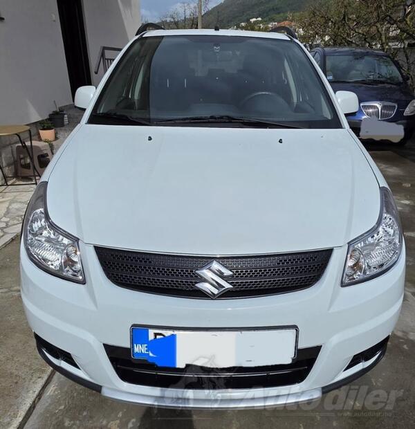 Suzuki - SX4 - 1.6 GLX