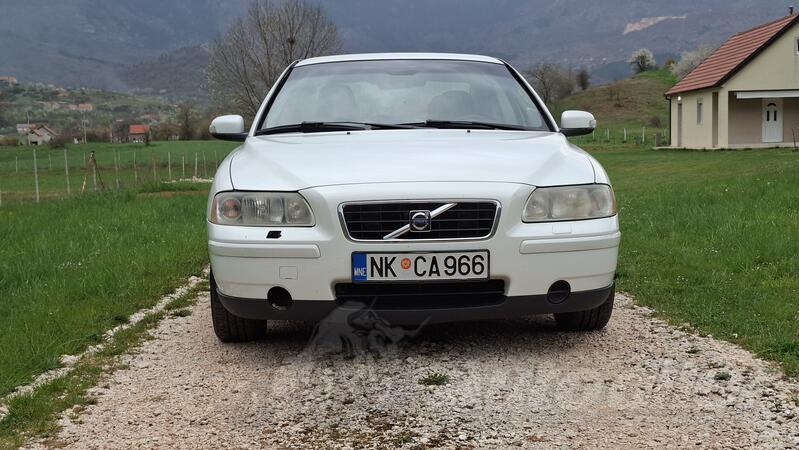 Volvo - S60 - 2.4  D5