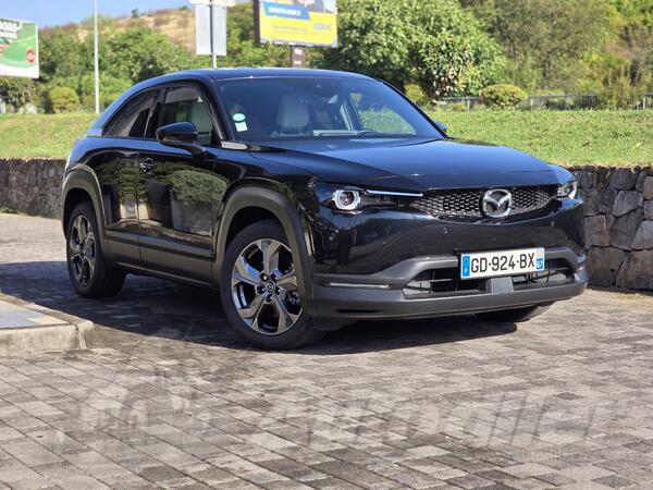 Mazda - MX-30 - E- Sky Activ