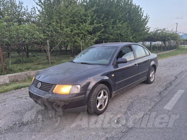 Volkswagen - Passat - 1.6