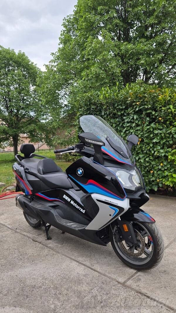 BMW - C 400 GT