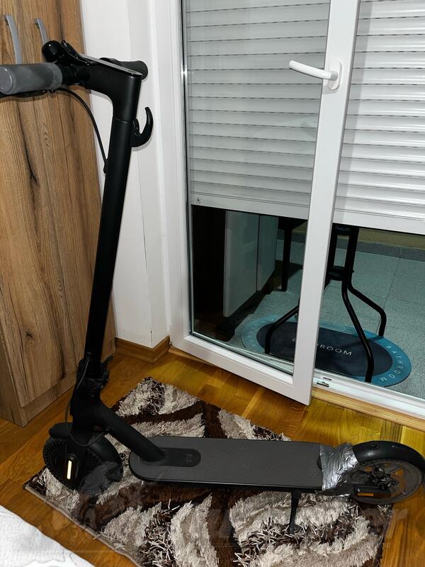 Ostalo - Xiaomi essential