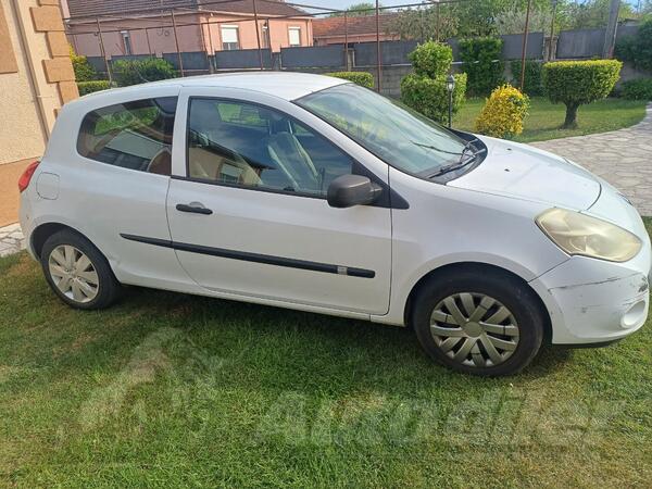 Renault - Clio - Renault Clio 1.5 dci