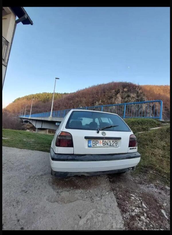 Volkswagen - Golf 3 - 1.6
