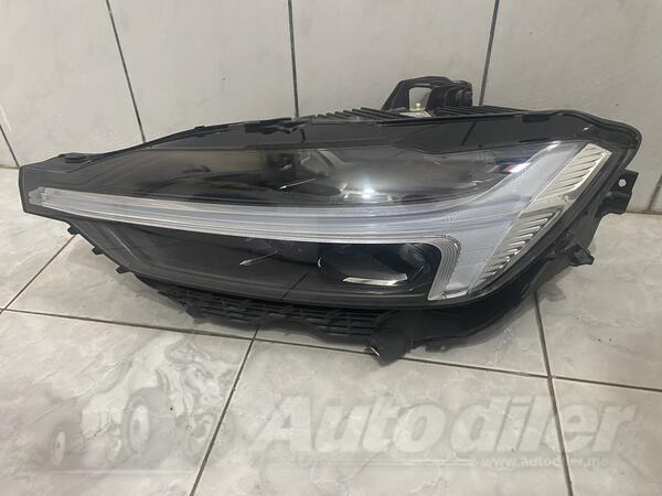 Lijevi far za Volvo - XC 60    - 2019