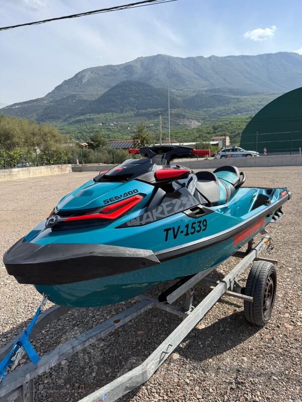 Sea-Doo - Wake 230