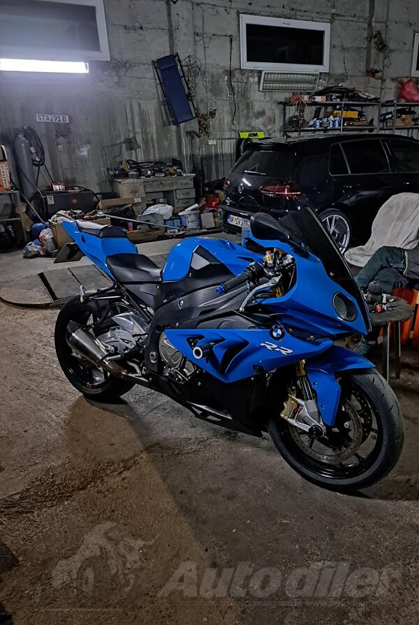 BMW - S1000RR
