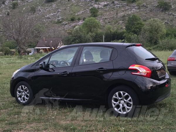 Peugeot - 208 - 1.6 E-hdi