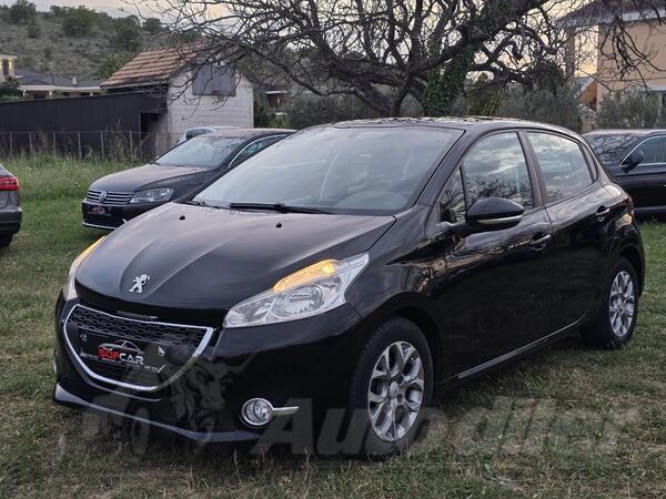Peugeot - 208 - 1.6 E-hdi