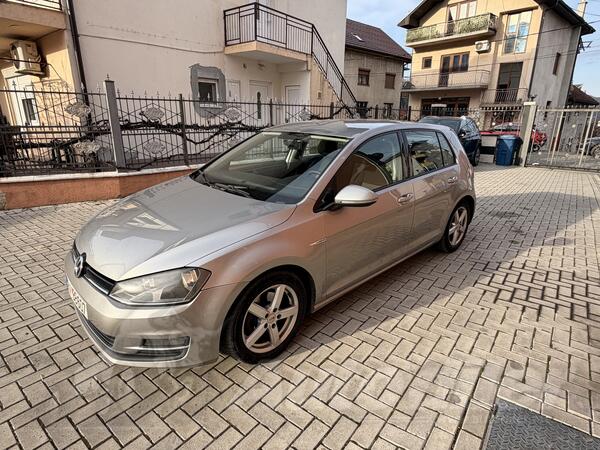 Volkswagen - Golf 7