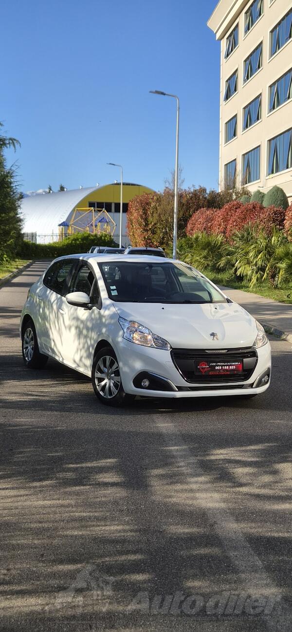 Peugeot - 208 - hdi