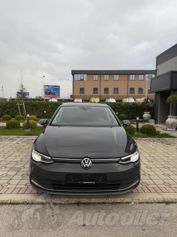 Volkswagen - Golf 8 - 2.0 TDI Active