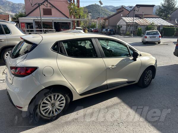Renault - Clio - 1.5 DCI