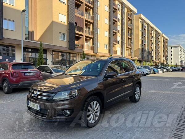 Volkswagen - Tiguan - 2.0 tdi