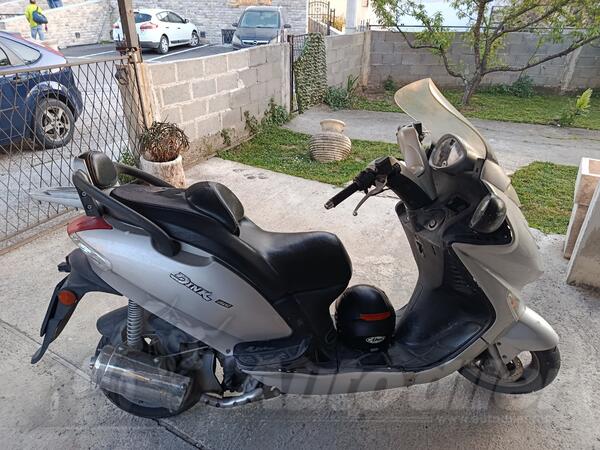 Kymco - Grand Dink 150