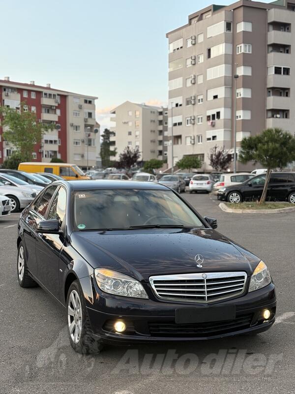 Mercedes Benz - C 200 - 2.2 CDI