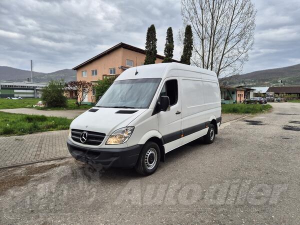 Mercedes Benz - SPRINTER 313 2011 113