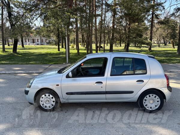 Renault - Clio - 1.5 dci