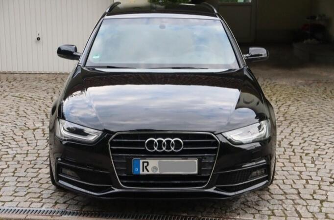 Audi - A4 - 2.0/s-line