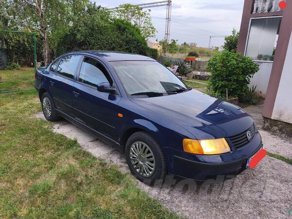 Volkswagen - Passat - 1.6 benzin plin