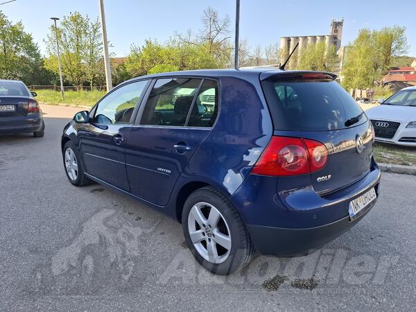 Volkswagen - Golf 5 - 2.0 TDI