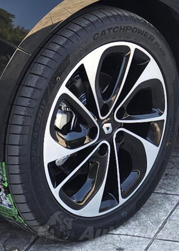 AEZ felne i lanvigator gume