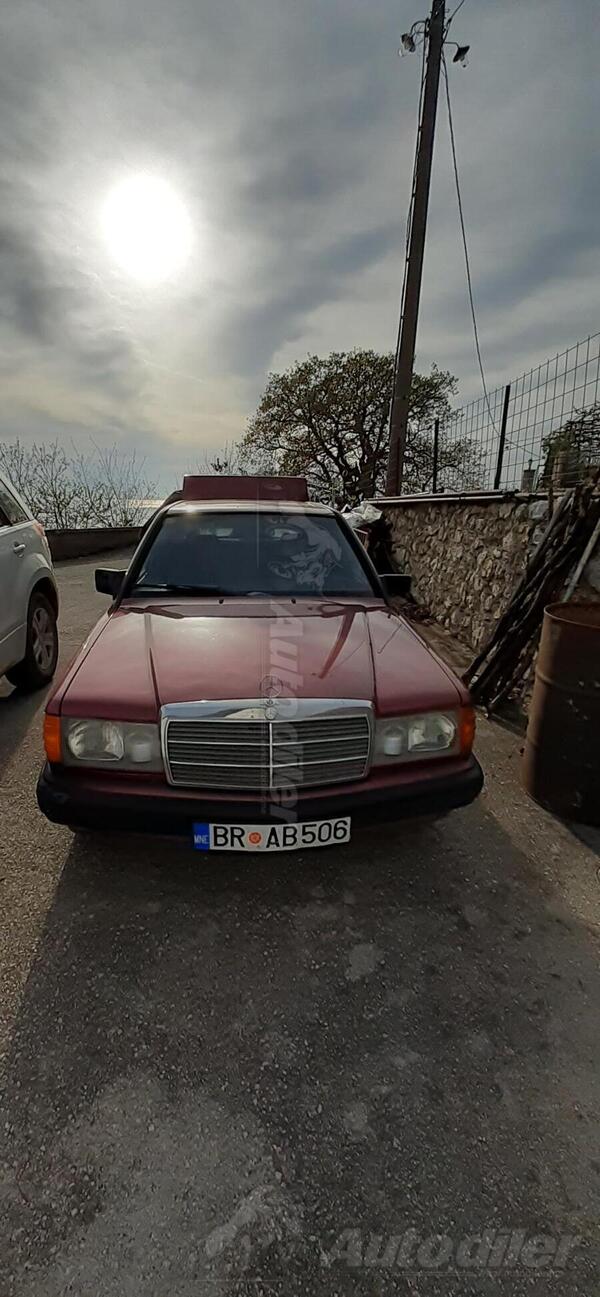Mercedes Benz - 190 - 1.8