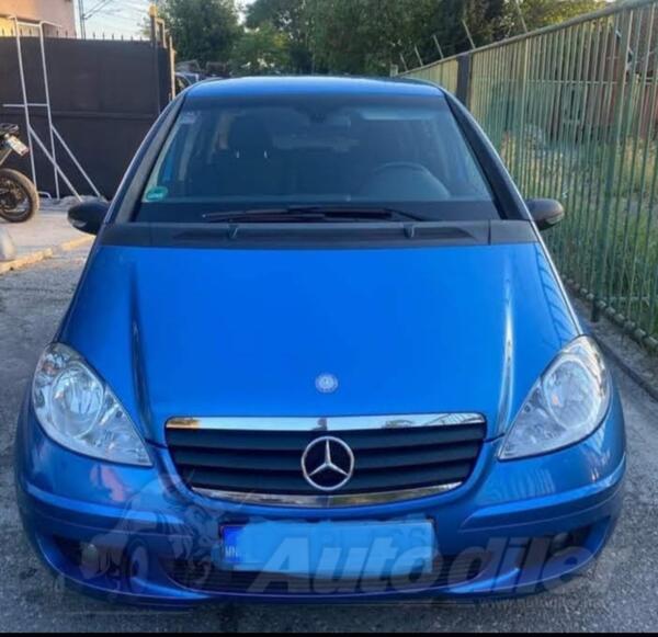 Mercedes Benz - A 180 - 2.0