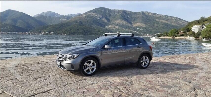 Mercedes Benz - GLA 200 - 1600 benzin