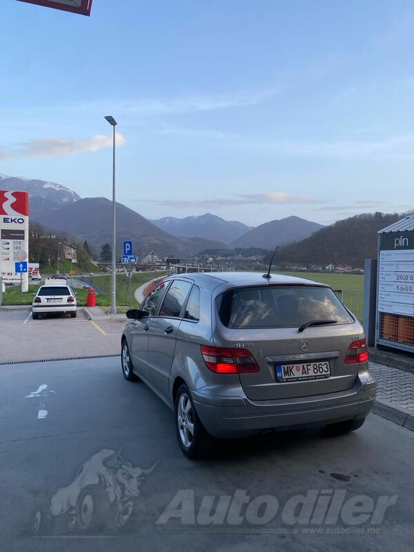 Mercedes Benz - B 180 - 2.0