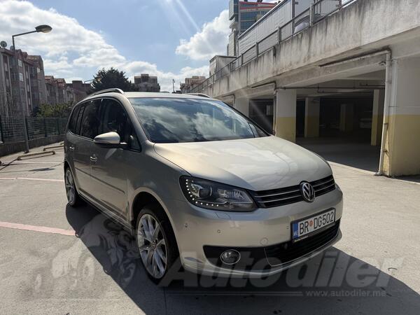 Volkswagen - Touran - 2.0 TDI