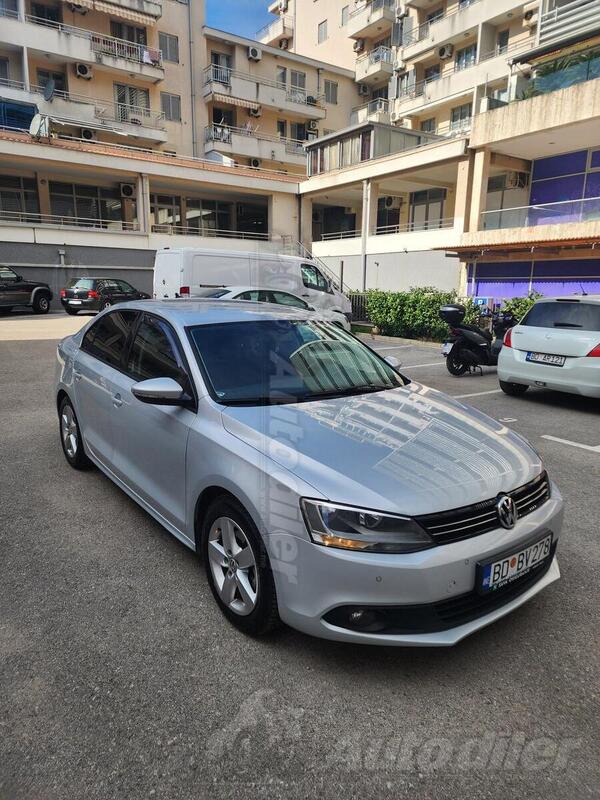 Volkswagen - Jetta - 1.6 TDI