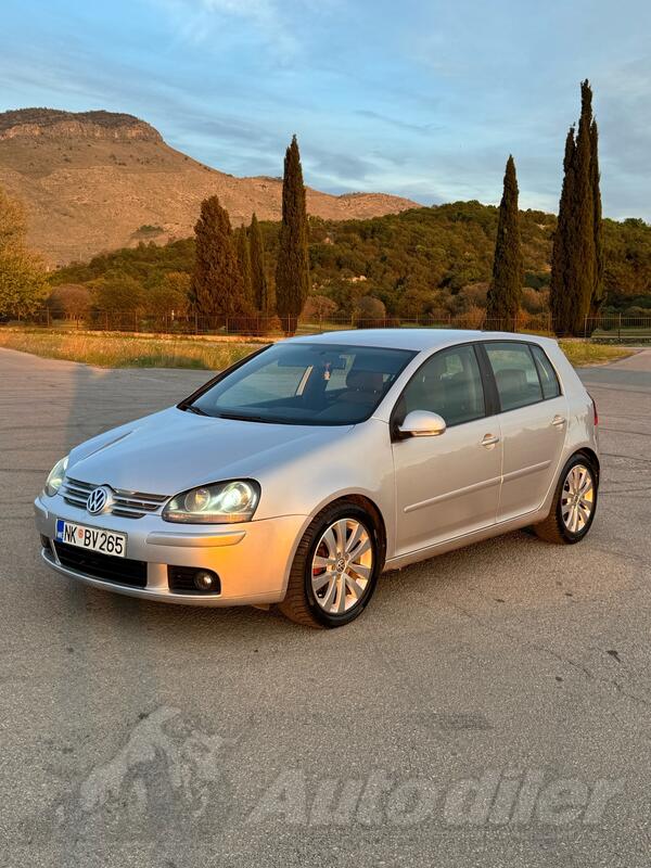 Volkswagen - Golf 5 - 2.0TDI