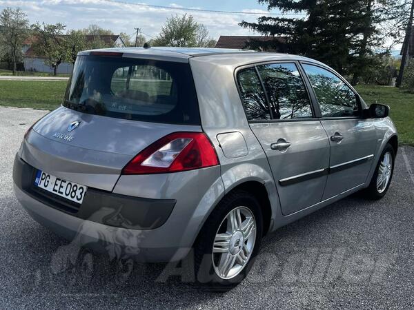Renault - Megane - 1.6 16v