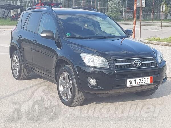 Toyota - RAV 4 - 2,2