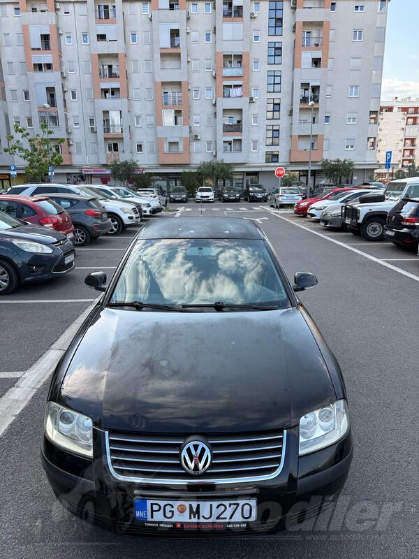 Volkswagen - Passat - 5 1.9 tdi