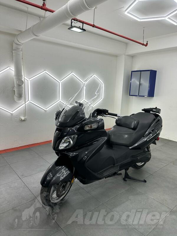 Suzuki - BURGMAN 650