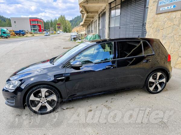 Volkswagen - Golf 7 - 1.6 Tdi