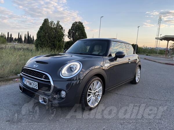 Mini - Cooper - John Cooper Works