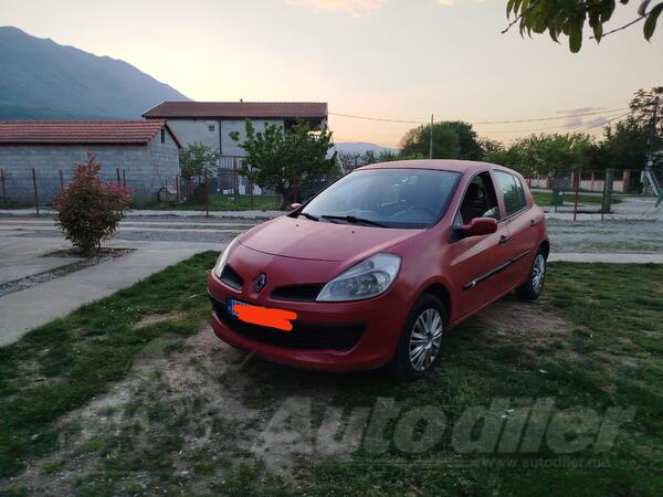 Renault - Clio - 1.2 benzin