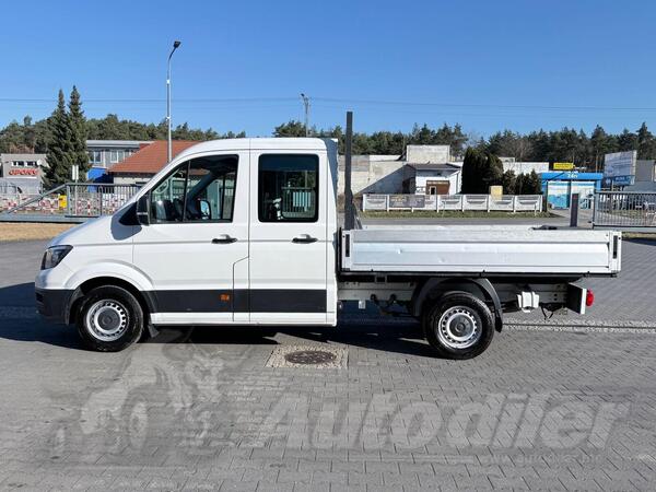 Volkswagen - Crafter Doka 7-miejsc kamion s ravnom platformom < 3.5t / GRI-0565